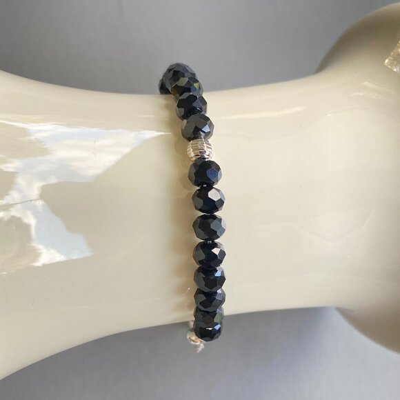 FAC NWT Black Crystal Beaded Bolo Slider Bracelet - Picture 2 of 5